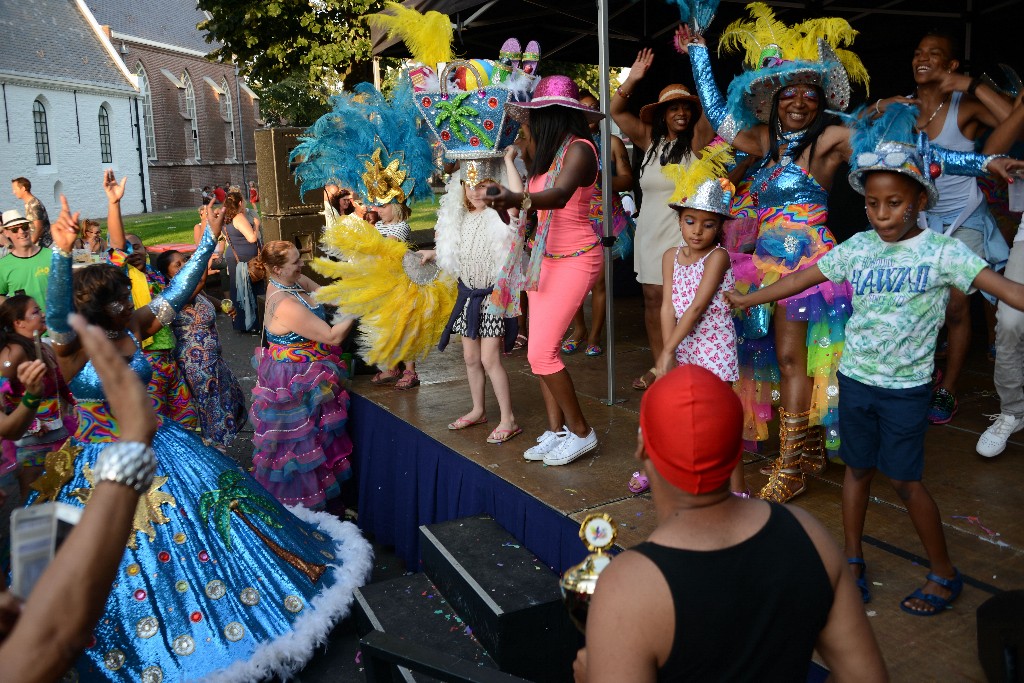 ../Images/Zomercarnaval Noordwijkerhout 2016 393.jpg